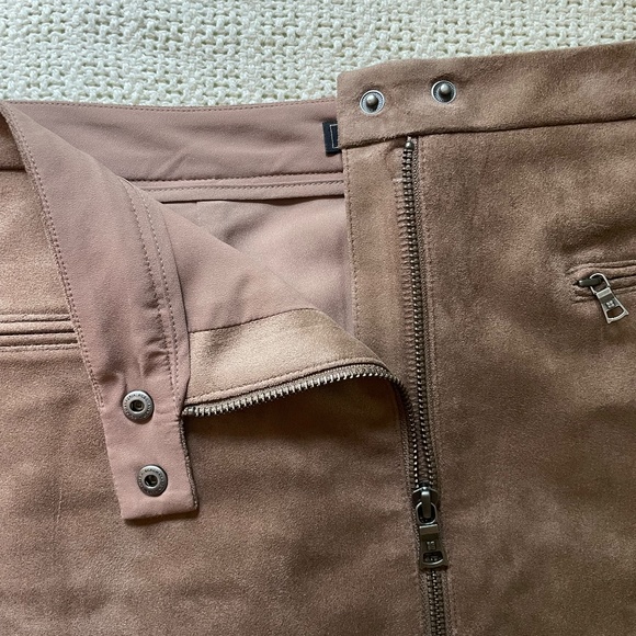 BCBGMaxazria Kahli Faux Suede Brown Mini Skirt, Size Small - Picture 4 of 10